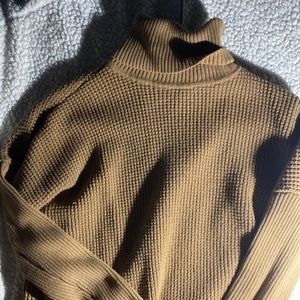 Super cute Michael Kors turtle neck sweater